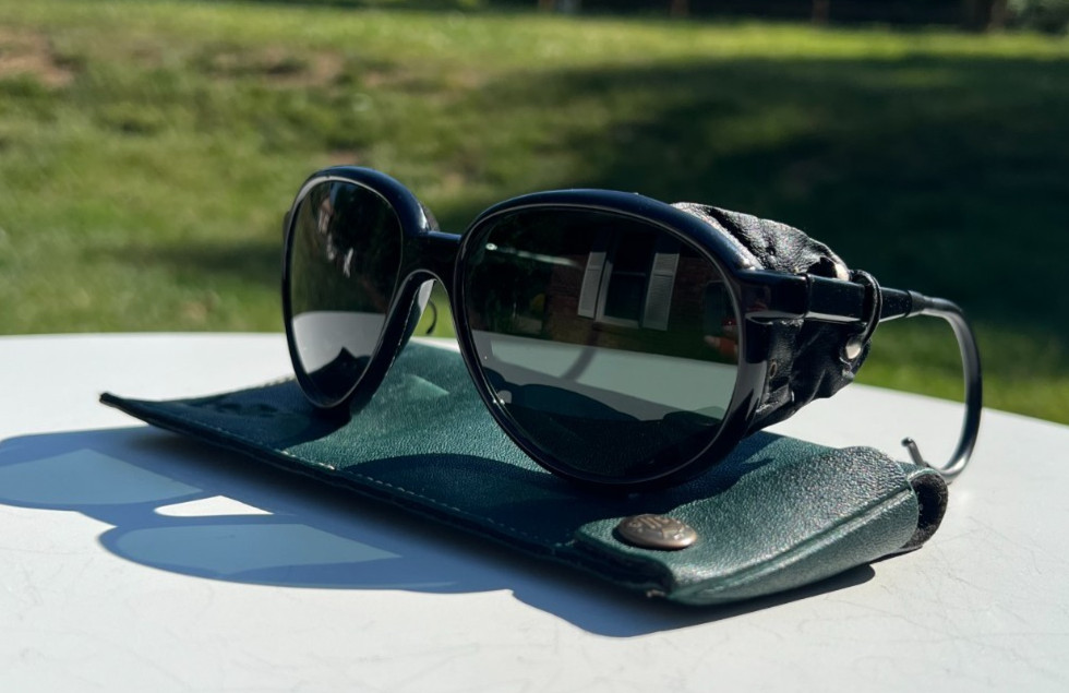 VTG 80s Bollé Glacier Sunglasses Black Nylon Japan Ski Mountaineering Case