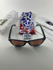 Oakley Frogskins Jetty Surf Crystal Black Ruby Iridium 24-244 Australian NEW