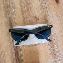 Ray-Ban Polarized Black New Wayfarer Classic Low Bridge Fit RB2132F unisex