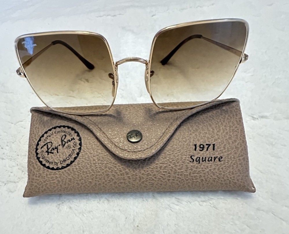 Ray-Ban Square 1971 Classic Sunglasses – Polished Gold Frame with Light Brown…