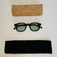AKILA Musa Sunglasses Clear Brown Acetate Frame Green Tinted Lenses w/ Case