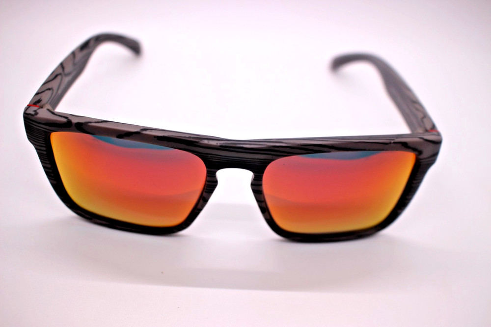 PAIENER SUNGLASSES PLASTIC WOOD GRAIN GREY / RED MIRROR LENS