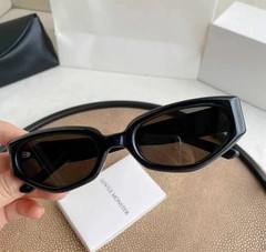 Gentle Monster Maison Margiela MM205 01 cat-eye sunglasses Black/Gray New