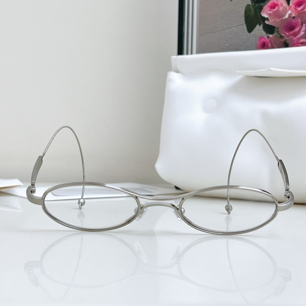 Maison Margiela x Gentle Monster Oval Eyeglasses – Model: MM220 -Size: 51-21-178