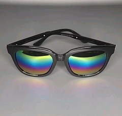Fun Fashion 9749 Black With Rainbow Mirrored Lenses Sunglasses 52/16/148