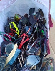 Lot Of Hundreds Of Sunglasses Frames Branded Wholesale Bulk Eyewear Lot