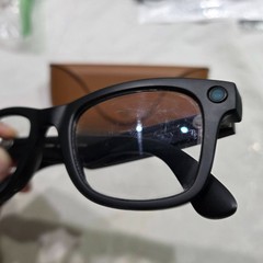 Ray-Ban Meta Wayfarer Gen 2 Smart Sunglasses – Matte Black/Clear – RW4012 – REG