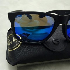Ray-Ban Classic Polarized sunglasses Justin RB4165 622 55 Blue Lens Black Frame