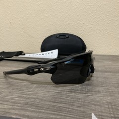 NEW Oakley 009208 Radar Ev Path Men’s Sunglasses Matte Black Frame – Prizm Lens