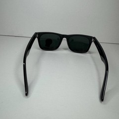 Ray-Ban Wayfarer Sunglasses Black Plastic Frame Green Tinted Glass + Case +Box