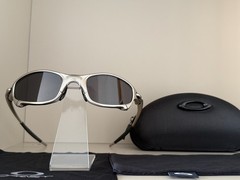 Vintage Oakley Juliet 1.0 X-Metal Polarized Sunglasses Black Lens Silver Frames