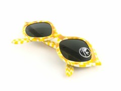 VINTAGE RAY BAN TAMARIN YELLOW KISS SHAPE G15 GREY LENS 1960 B&L SUNGLASSES
