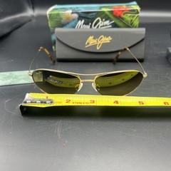 Maui Jim MJ-247-16 Gold Aviator Sunglasses Made in Japan w/ Case