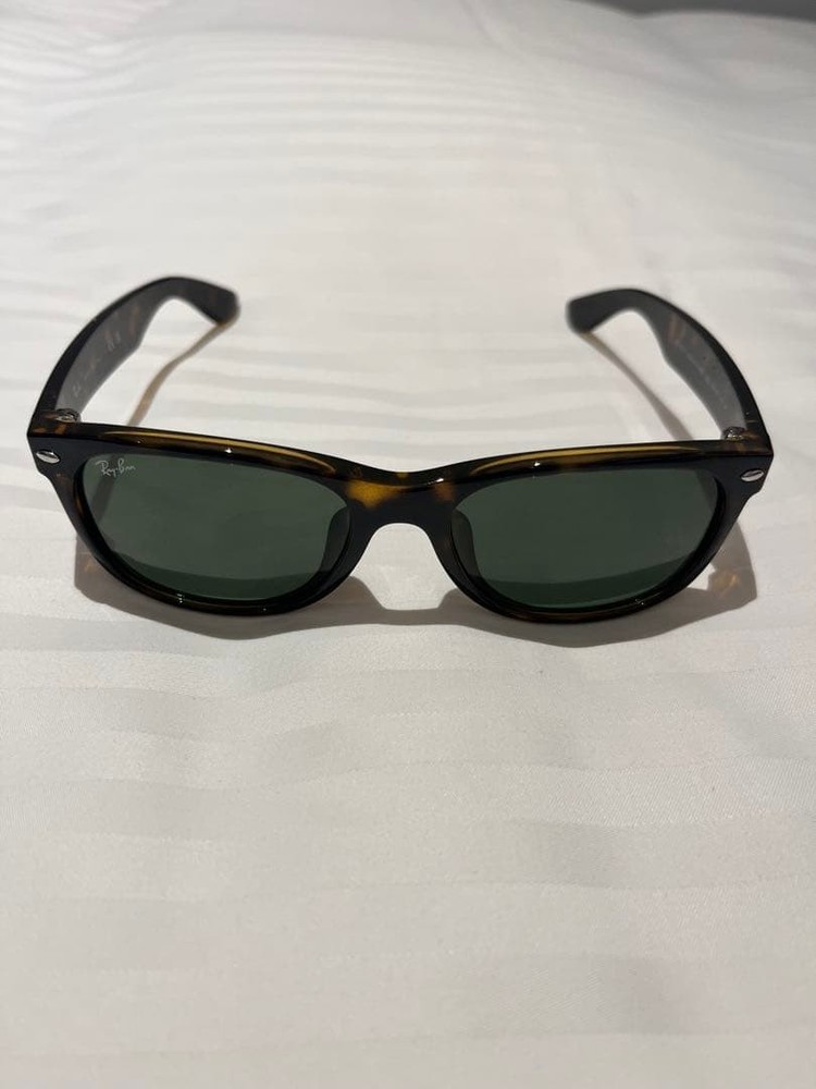 Ray-Ban Rb2132-Fwayfarer 902L