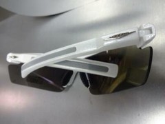 WRAP AROUND SPORT CYCLING BASEBALL FISHING SUN GLASSES White Frame Mirror Lens