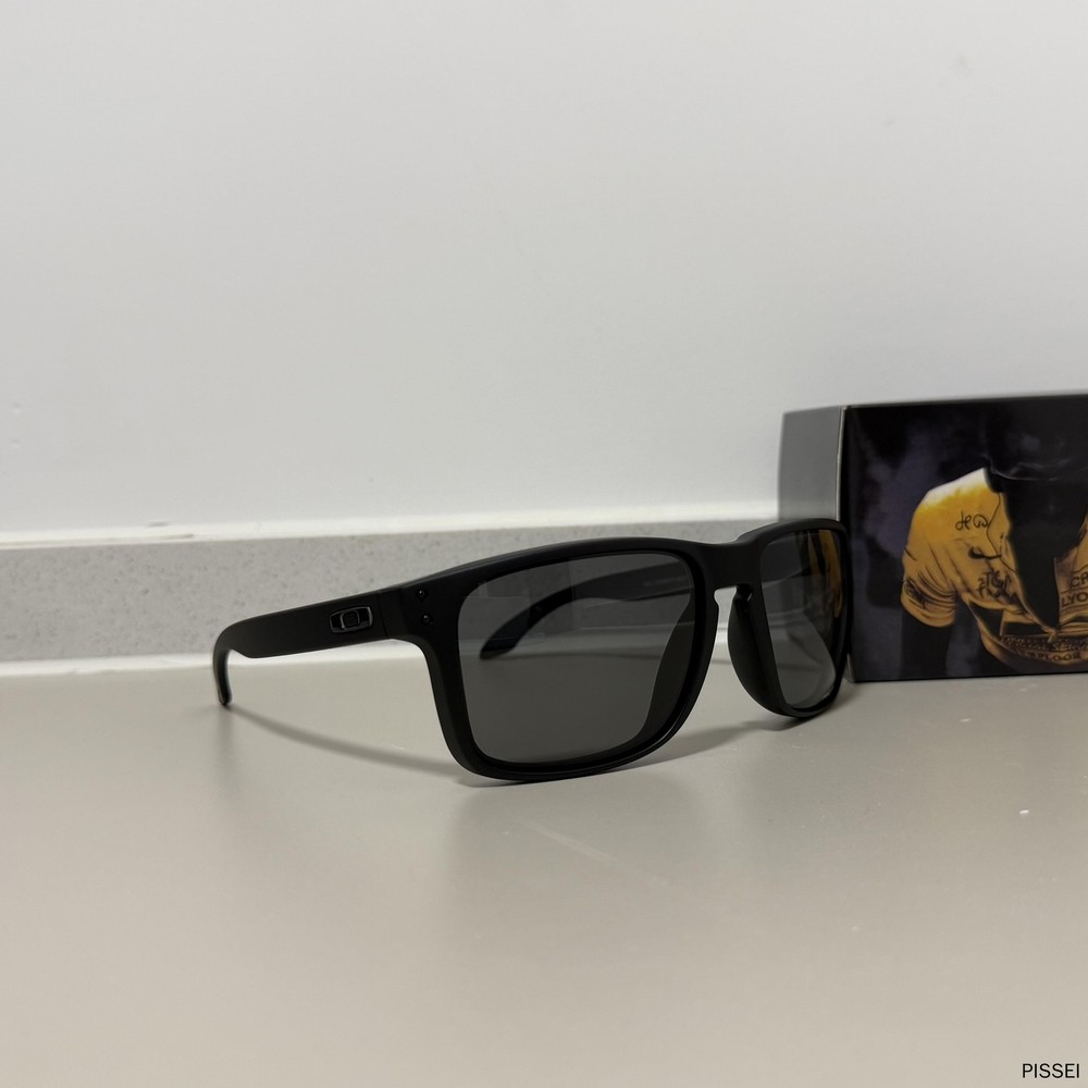 Oakley HOLBROOK Black Frame PRIZM XXL OO9487 Black Lens Stylish SunglassesIN BOX