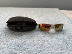 Oakley OO9096 Men’s Sunglasses