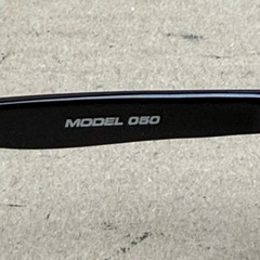 Style Eyes polycarbonate Model 050 Sunglasses – 100% UV Pc-Minor Scratches.
