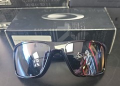 Oakley Fuel Cell Polished Black Ink lens Ice Iridium Polarized OO9096-84 NIB