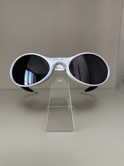 Oakley Eye Jacket Polarized Sunglasses Silver Frame Black Lenses Vintage Style