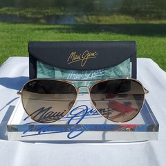 Maui Jim “MAVERICKS” 264-16 Gloss Gold Frames/ Bronze Lenses/ TITANIUM AVIATORS!
