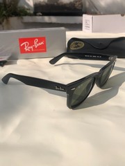 Ray-Ban RB2140 Original Wayfarer Black Sunglasses G-15 Green 50-22 BRAND NEW NWT