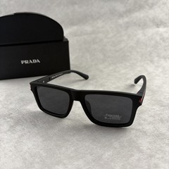 New In Box – Prada Men’s & Women’s Square Designer Sunglasses Classic Frame