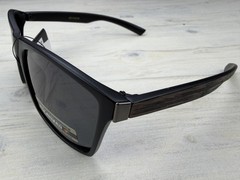 Polarized Sunglasses Black Frame Black/Brown Wood Grain Look Temples Gray Lens