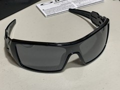 Oakley OIL RIG Sunglass….new