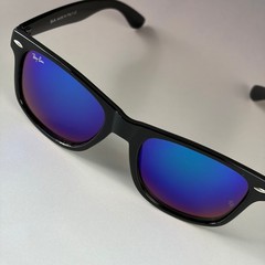 New In Box – Ray-Ban Polarized RB2140 Black Blue Sunglasses Full Set