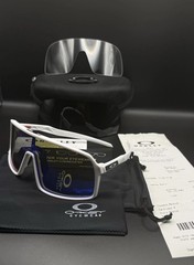 Oakley Sutro PRIZM Sunglasses Blue Lens White Frame W/ 2 Extra Lenses