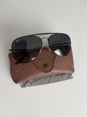 Ray-Ban Aviator Metal Frame Black Gradient Lens Sunglasses with Case R$244