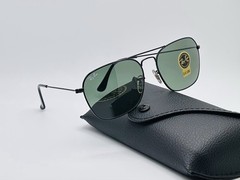 Ray-Ban Caravan RB3136 58mm Metal Sunglasses – Black Frame / Green G-15 Lens