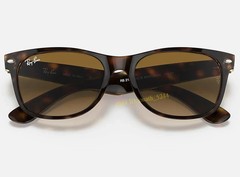 Ray-BanRB2132 NewWayfarer Sunglasses 55mm Havana Frame Light Brown Gradient Lens