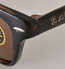 Italy RAY-BAN Mock Tortoise WAYFARER SUNGLASSES folding RB4105 710 54mm