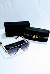 MAYBACH THE ORBIT I GOLD TITANIUM G-HAW-Z25 GREY GRADIENT LENSES PRE-OWNED