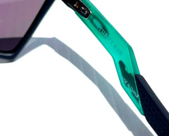 NEW Oakley FUTURITY SUN Satin Black PRIZM Jade Mirror Lens Sunglass 9482-02
