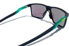 NEW Oakley FUTURITY SUN Satin Black PRIZM Jade Mirror Lens Sunglass 9482-02