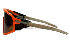✅🕶️ OAKLEY LATCH PANEL 009404 NEON ORANGE/PRIZM BRONZE SUNGLASSES (133)