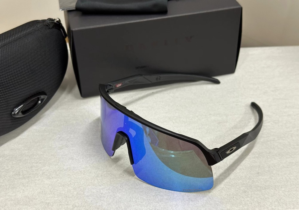 Oakley Sutro Lite Sunglasses OO9463