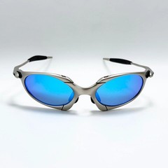 Oakley Romeo X-Metal Sunglasses Silver Frame Lake Blue LensIN BOX