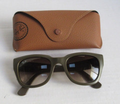 Ray Ban RB 4178 890/13 3N Sunglasses
