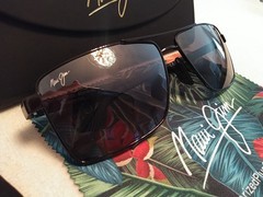 BRAND NEW Maui Jim PIHA Polarized Shiny Gunmetal Black/ Dual Mirror B621-02