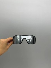 New Oakley Turbine Rotor OO9307 PRIZM Men’s Sunglass Black Frames/Silver Lenses