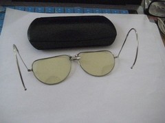 American Optical AO Unknown Aviator Pilot Sunglasses Silver Frame With Case