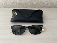 Ray-Ban RB2132 875 NEW WAYFARER Sunglasses Black Beige 52-18 145 3N w/Case RARE