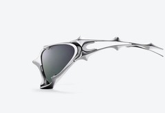 Gentle Monster Goxx 02 Sunglasses 2025 Bold Silver Frame Silver Lenses / FAST