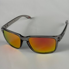 Oakley Holbrook XL Sunglasses Grey Smoke Frame Prizm Ruby Polarized With Box