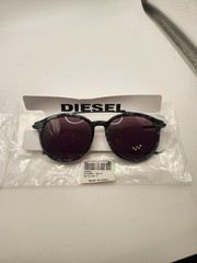 Brand New Diesel Sunglasses DL0188 Dark Green Marble Black Bar 98J 54-17-145 3