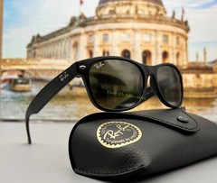 Ray-Ban RB2132 622 Matte Black Wayfarer Sunglasses G-15 Green Lens Unisex 55mm